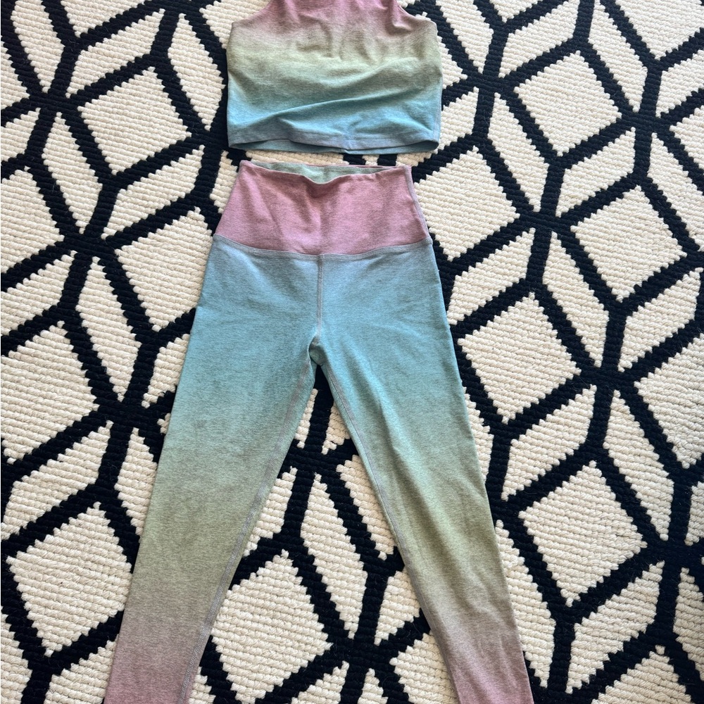 Beyond Yoga Multicolor Ombre Set